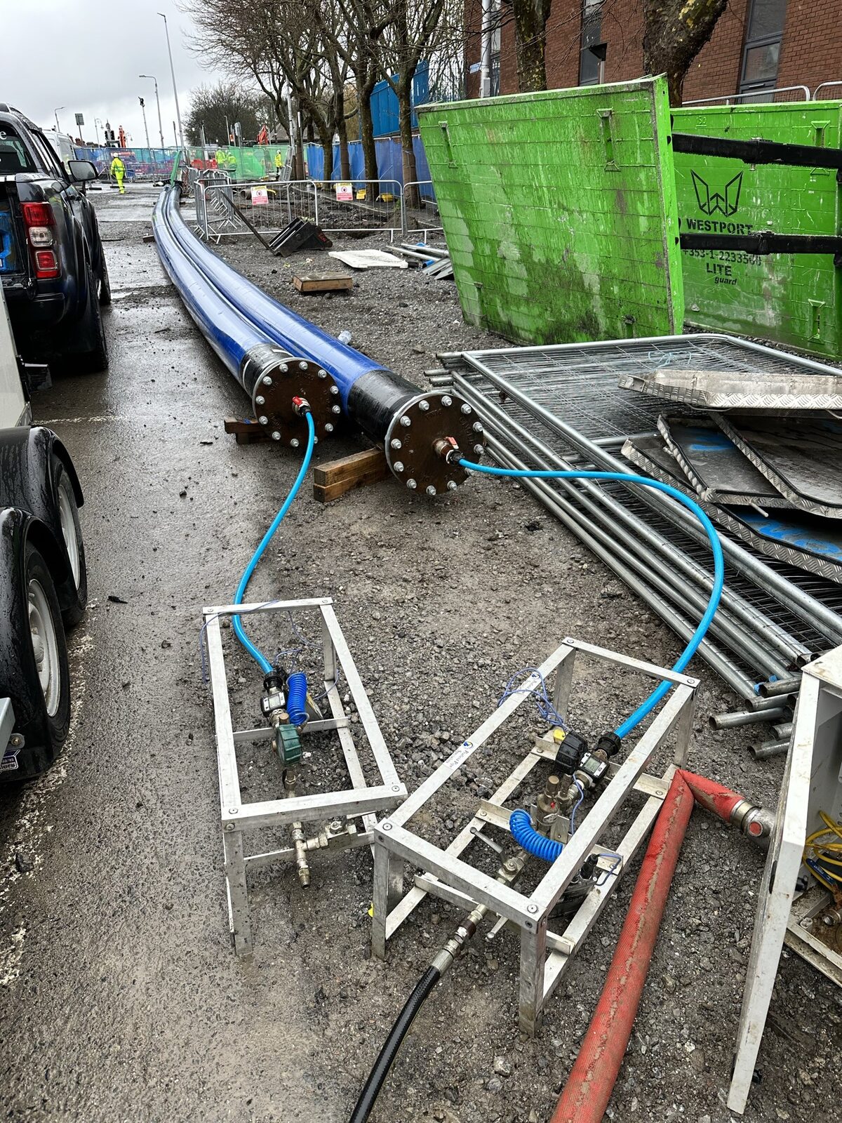 Double hydrostatic pressure test on new water mains
