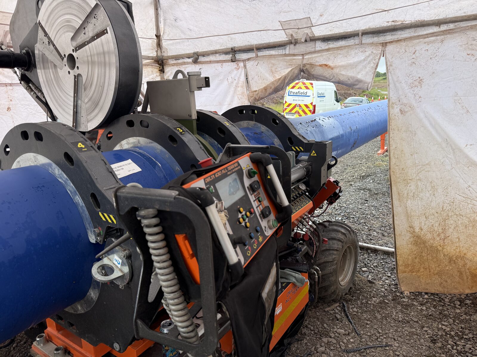Butt fusion welding tent on large diameter HDPE main, Peafield van on site